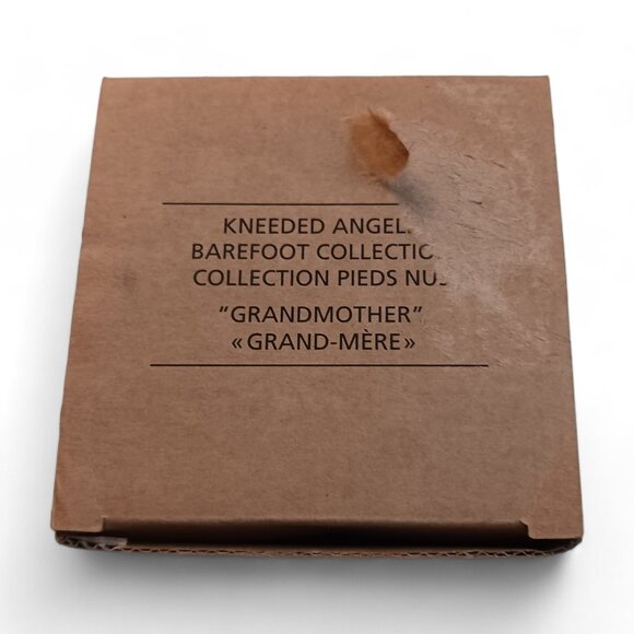 Rare Kneeded Angel "Grandmother" Barefoot Collection Figurine By Carol G… - Picture 13 of 13